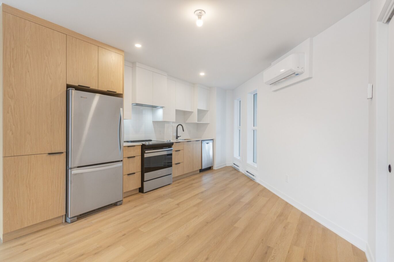 6785 Boul. De La Vérendrye  Montréal (Le Sud-Ouest) (Montréal)