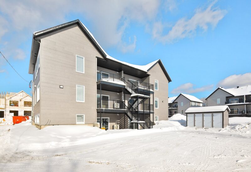 Rue Clos-du-Bourg  Prévost (Laurentides)