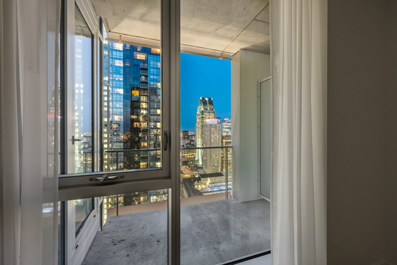 1020 Rue de la Montagne #2003  Montréal (Ville-Marie) (Montréal)