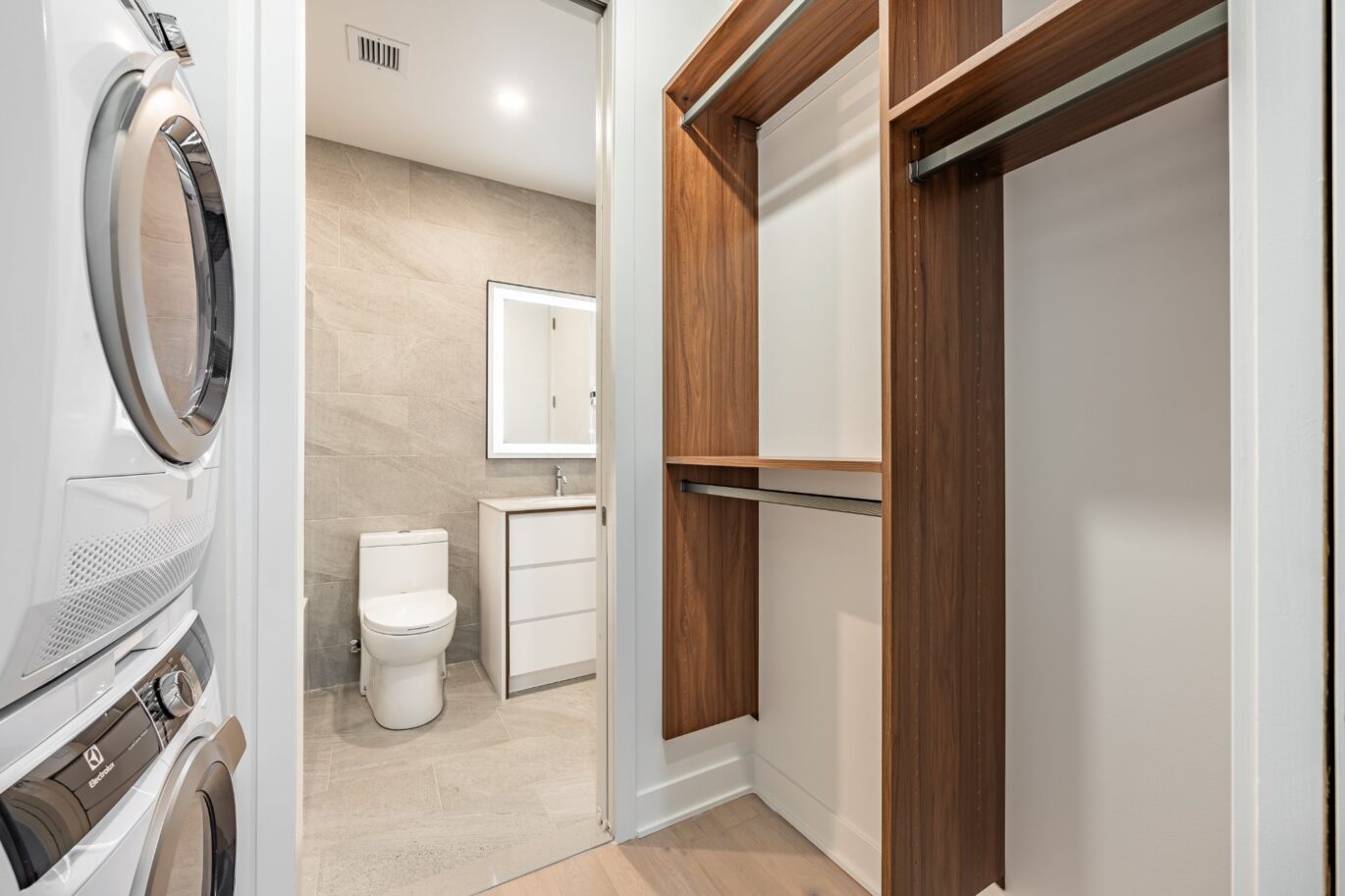 1020 Rue de la Montagne #2003  Montréal (Ville-Marie) (Montréal)