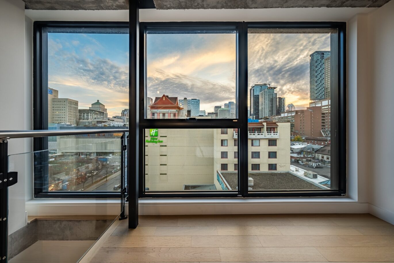 1 Av. Viger O. #801  Montréal (Ville-Marie) (Montréal)