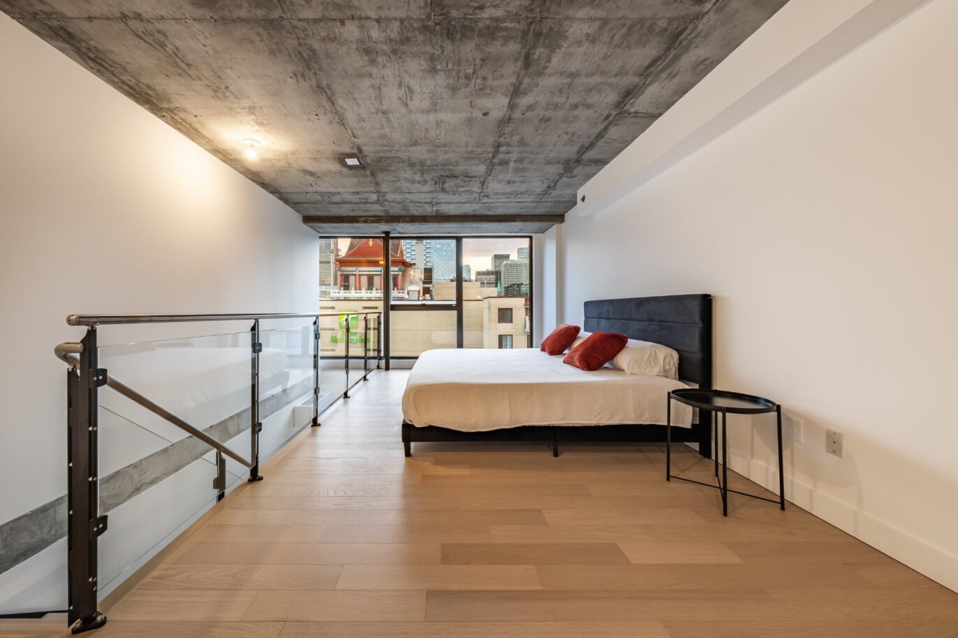 1 Av. Viger O. #801  Montréal (Ville-Marie) (Montréal)