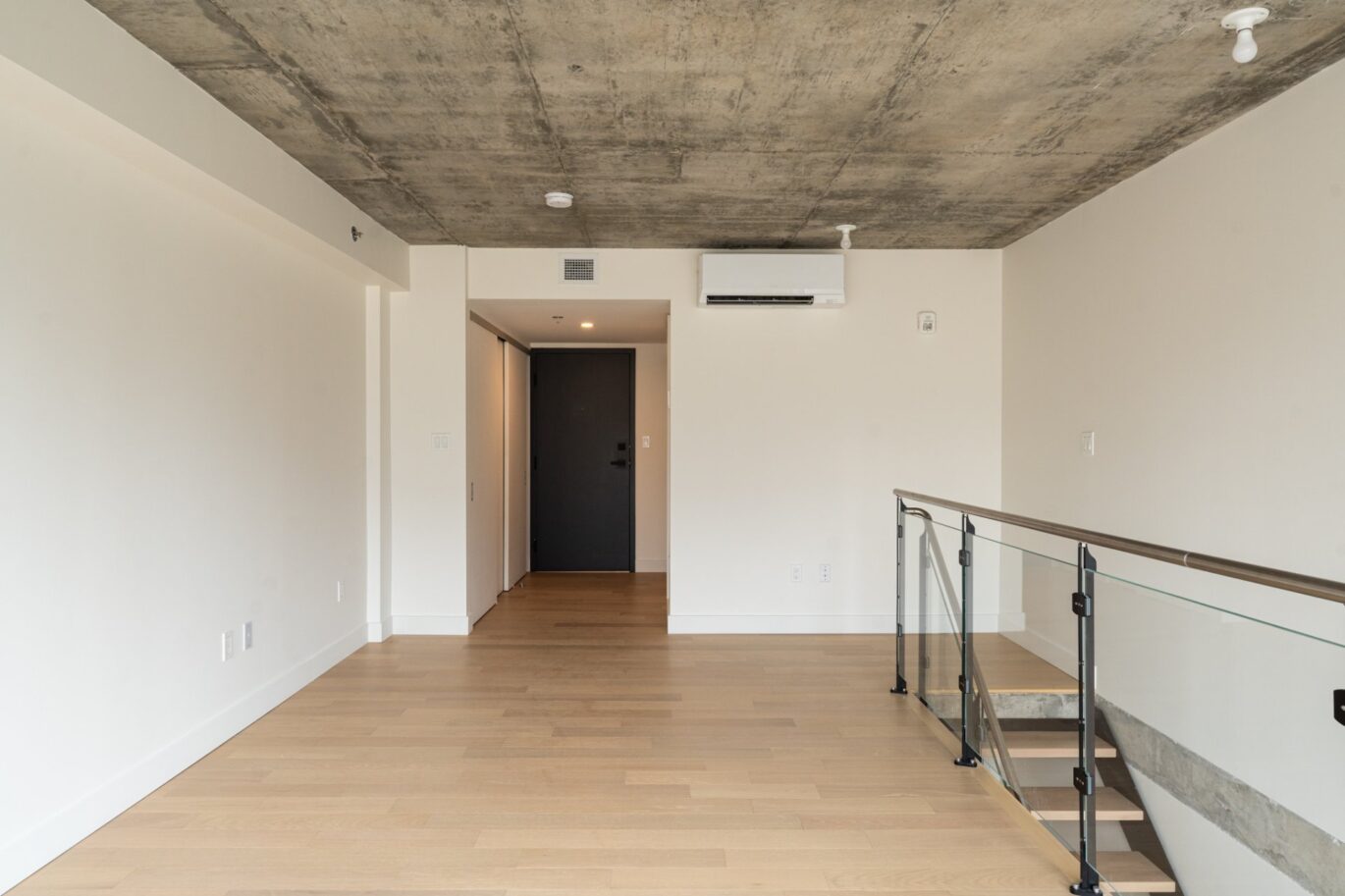 1 Av. Viger O. #801  Montréal (Ville-Marie) (Montréal)