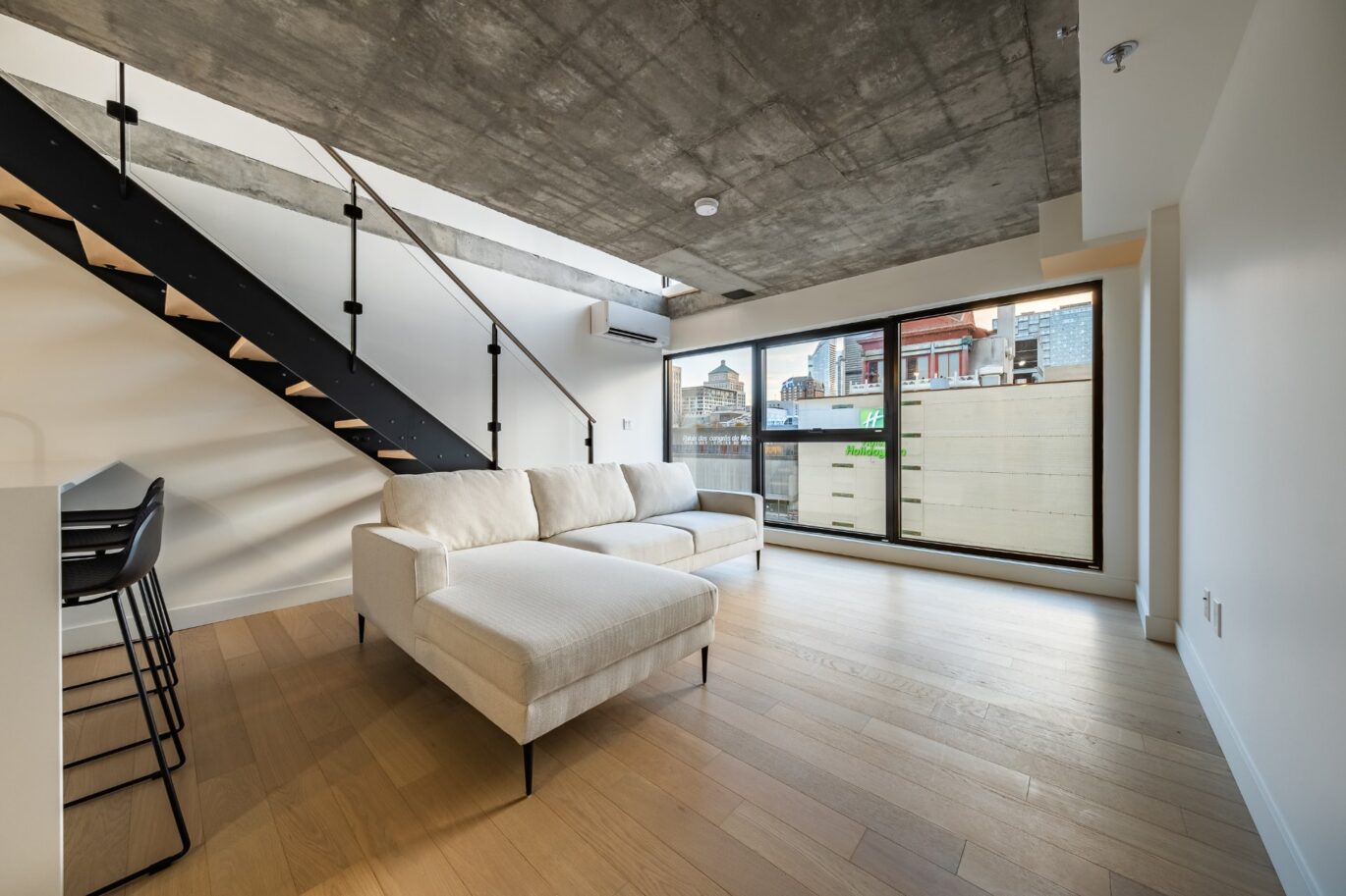 1 Av. Viger O. #801  Montréal (Ville-Marie) (Montréal)