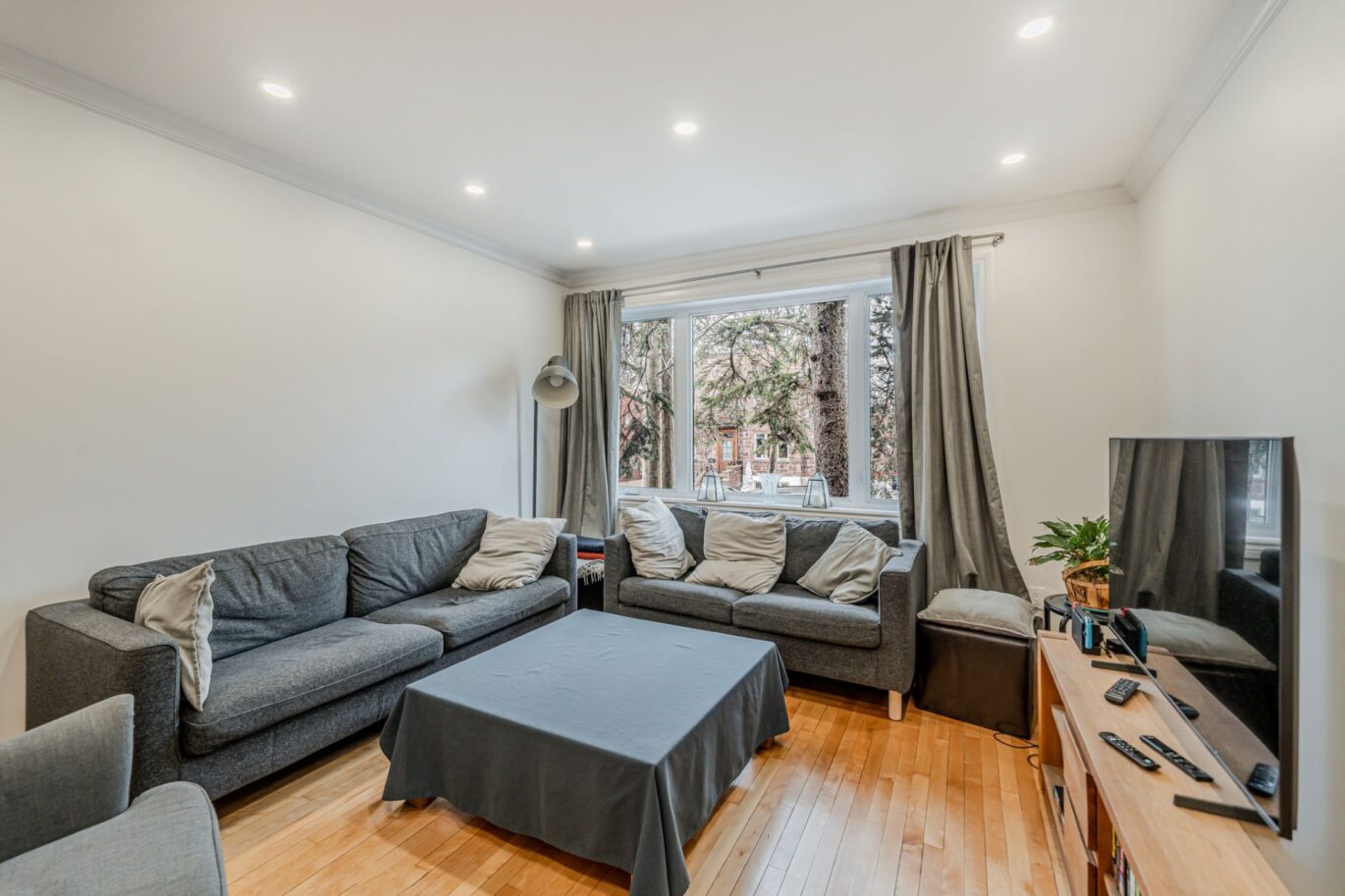 4018 Av. Lacombe  Montréal (Côte-des-Neiges/Notre-Dame-de-Grâce) (Montréal)