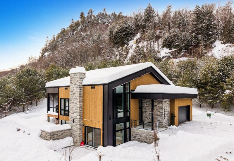 2450 Ch. de l’Étang  Sainte-Adèle (Laurentides)