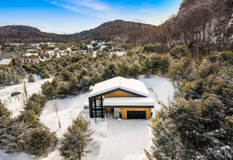 2450 Ch. de l’Étang  Sainte-Adèle (Laurentides)