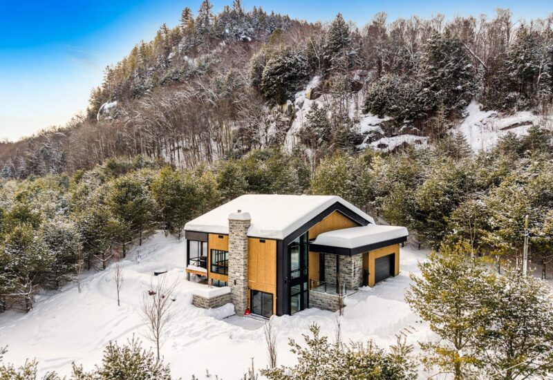 2450 Ch. de l’Étang  Sainte-Adèle (Laurentides)