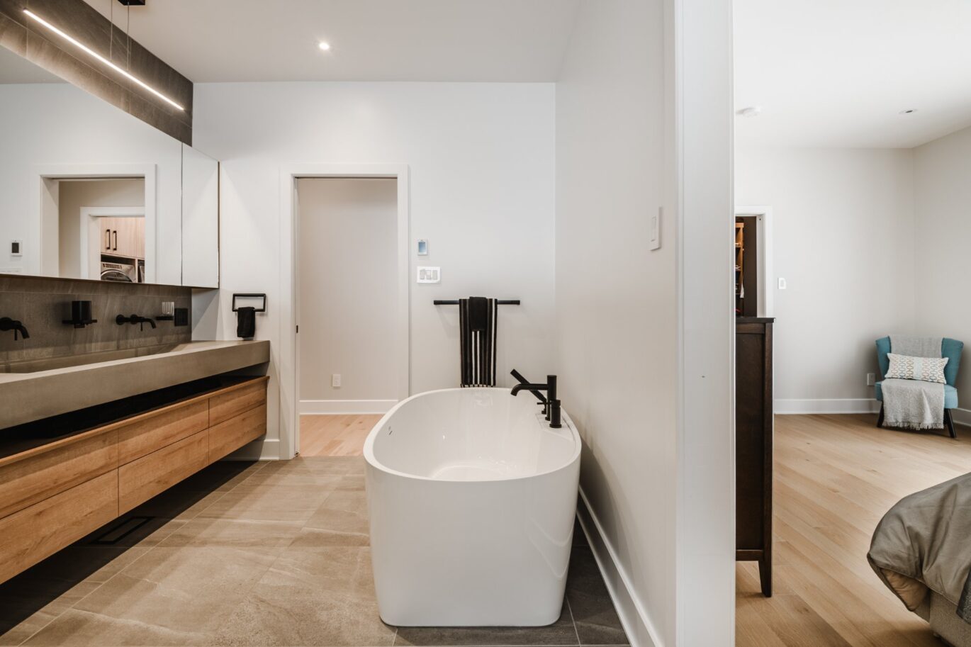 2450 Ch. de l’Étang  Sainte-Adèle (Laurentides)