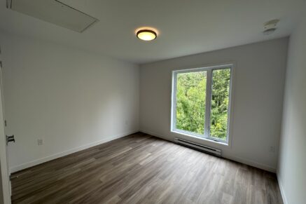 330 Mtée du Comté #405  Les Coteaux (Montérégie)