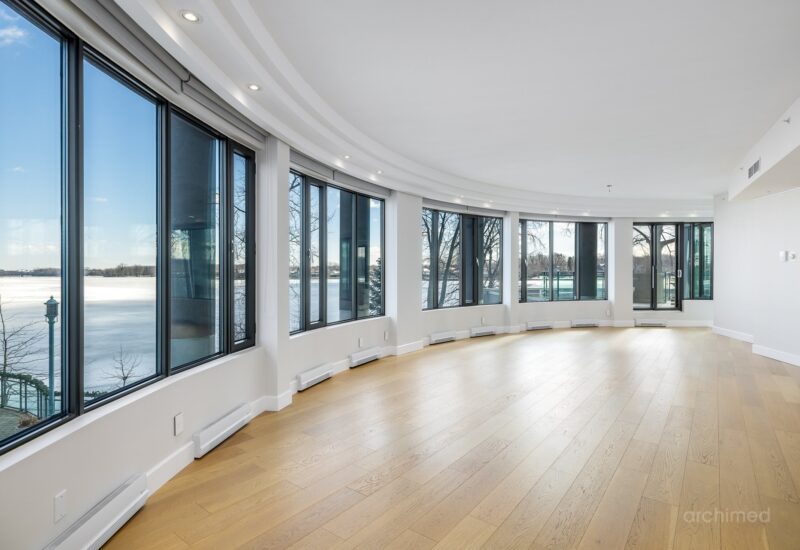 4450 Prom. Paton #114  Laval (Chomedey) (Laval)