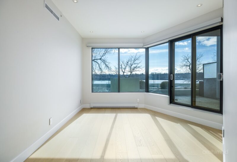 4450 Prom. Paton #114  Laval (Chomedey) (Laval)