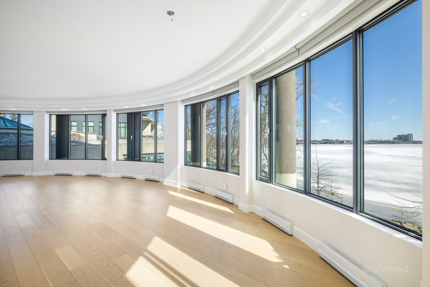 4450 Prom. Paton #114  Laval (Chomedey) (Laval)