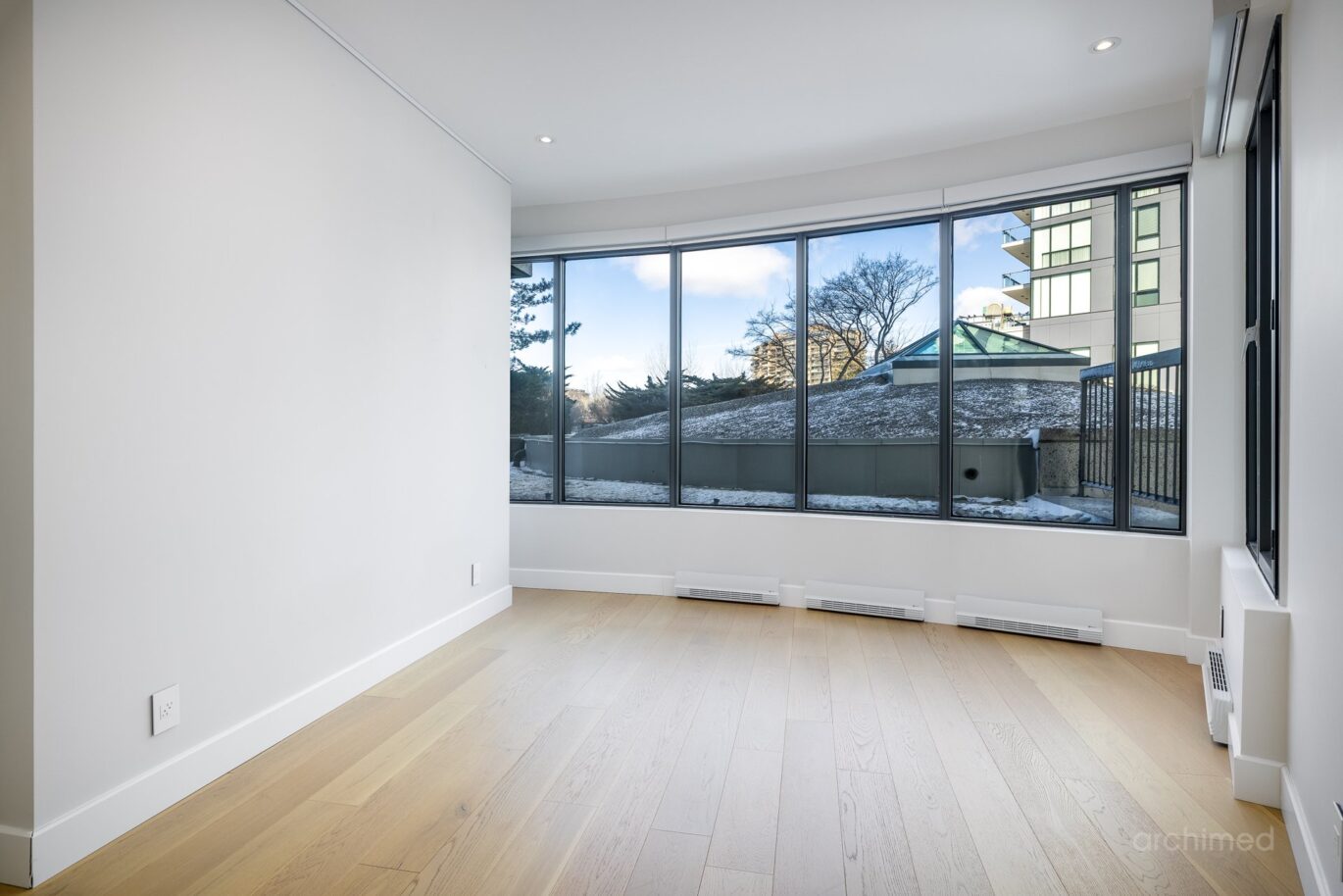 4450 Prom. Paton #114  Laval (Chomedey) (Laval)