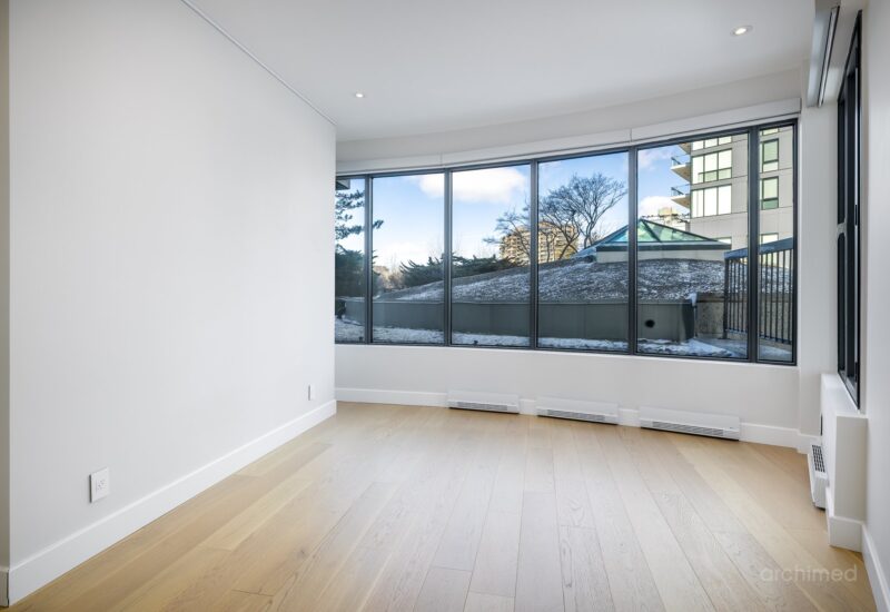 4450 Prom. Paton #114  Laval (Chomedey) (Laval)