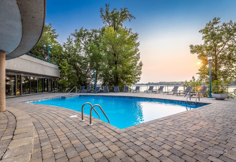 4450 Prom. Paton #114  Laval (Chomedey) (Laval)