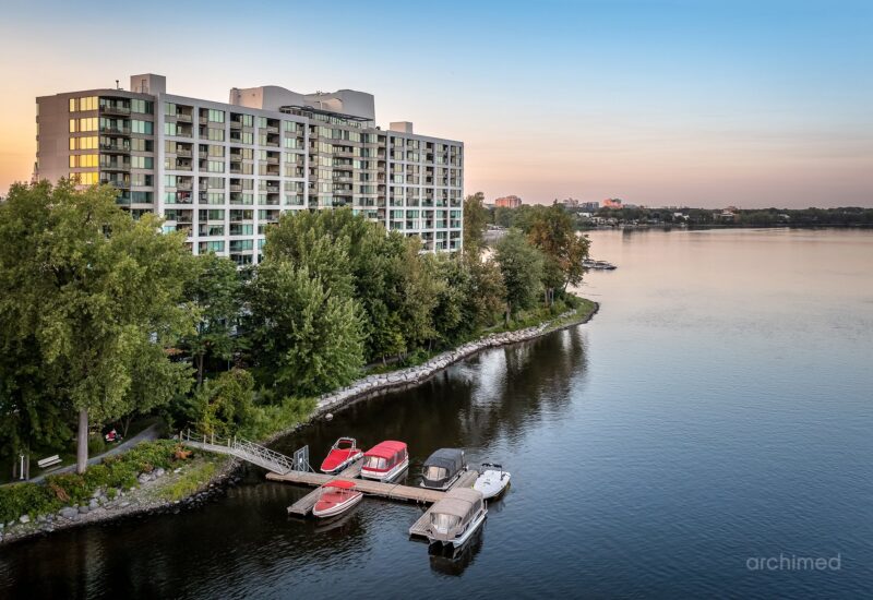 4450 Prom. Paton #114  Laval (Chomedey) (Laval)