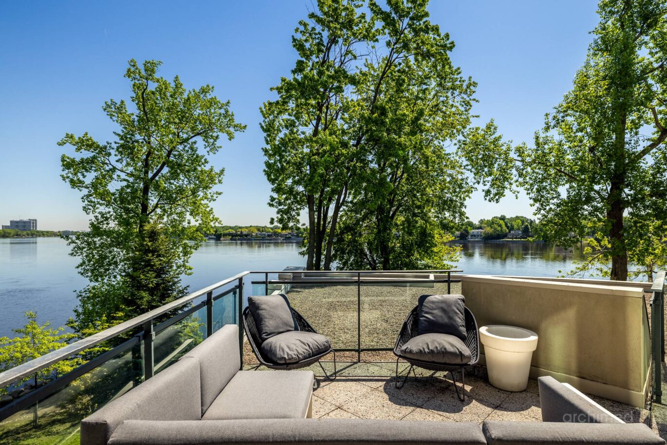 4450 Prom. Paton #114  Laval (Chomedey) (Laval)