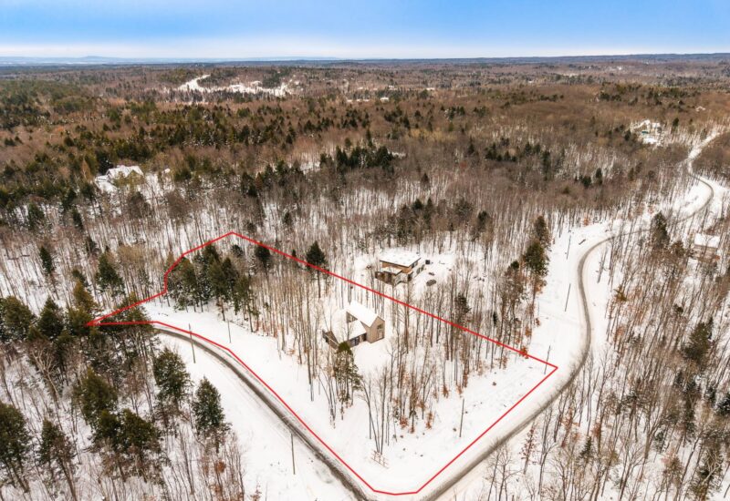 1 Ch. du Vallon  Mille-Isles (Laurentides)