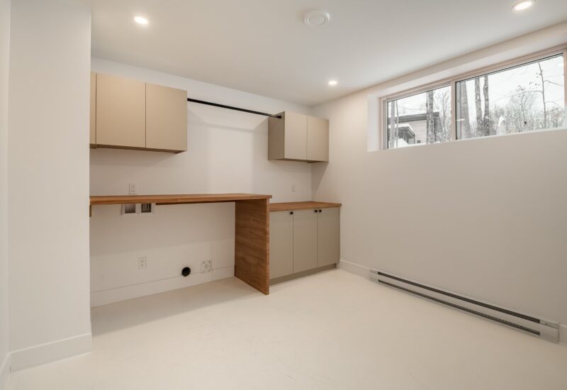 1 Ch. du Vallon  Mille-Isles (Laurentides)