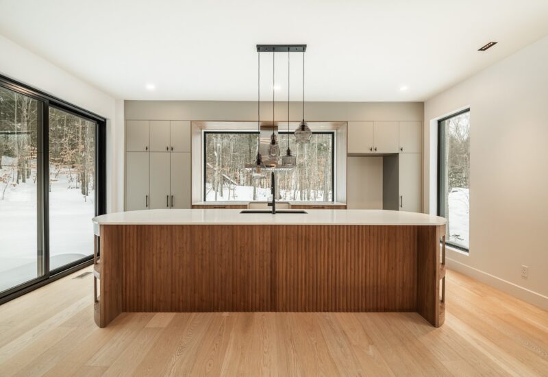 1 Ch. du Vallon  Mille-Isles (Laurentides)