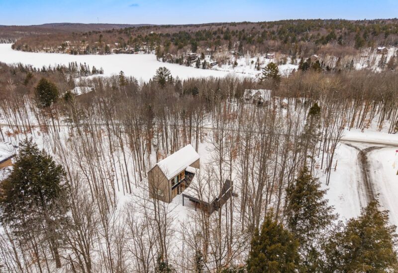 1 Ch. du Vallon  Mille-Isles (Laurentides)