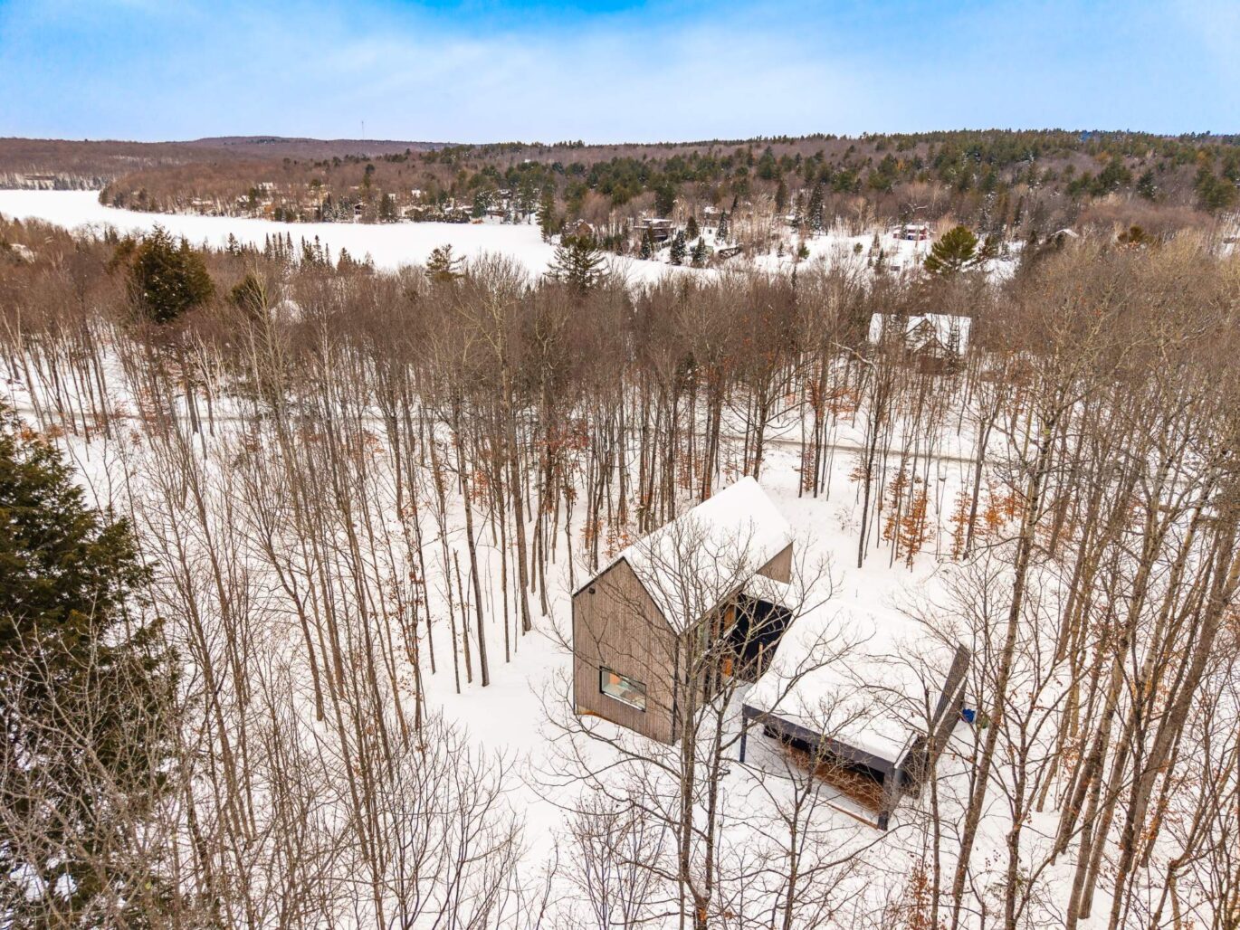 1 Ch. du Vallon  Mille-Isles (Laurentides)