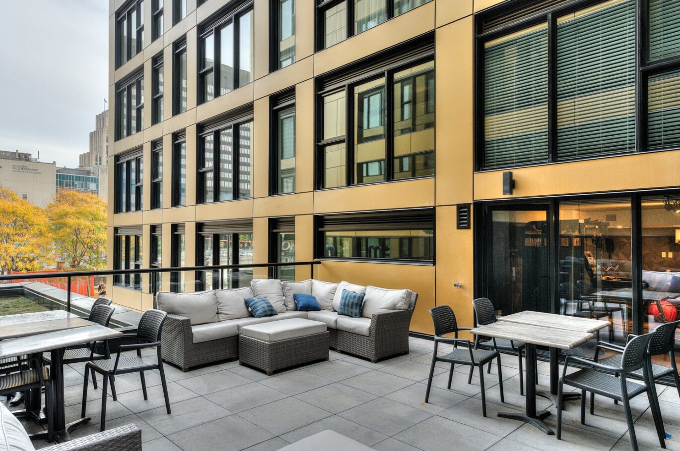 1 Av. Viger O. #206  Montréal (Ville-Marie) (Montréal)