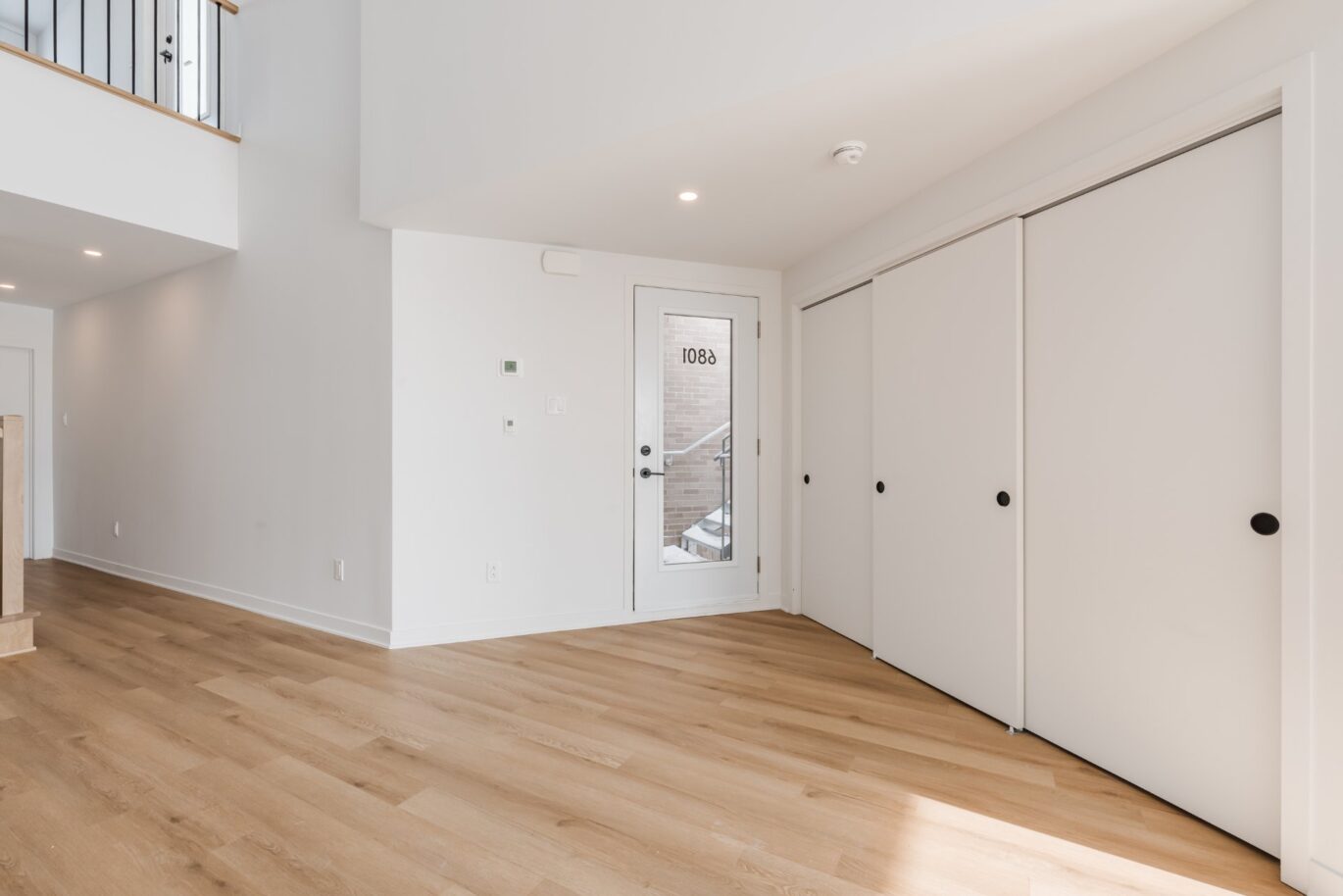 6801 Boul. De La Vérendrye #301  Montréal (Le Sud-Ouest) (Montréal)