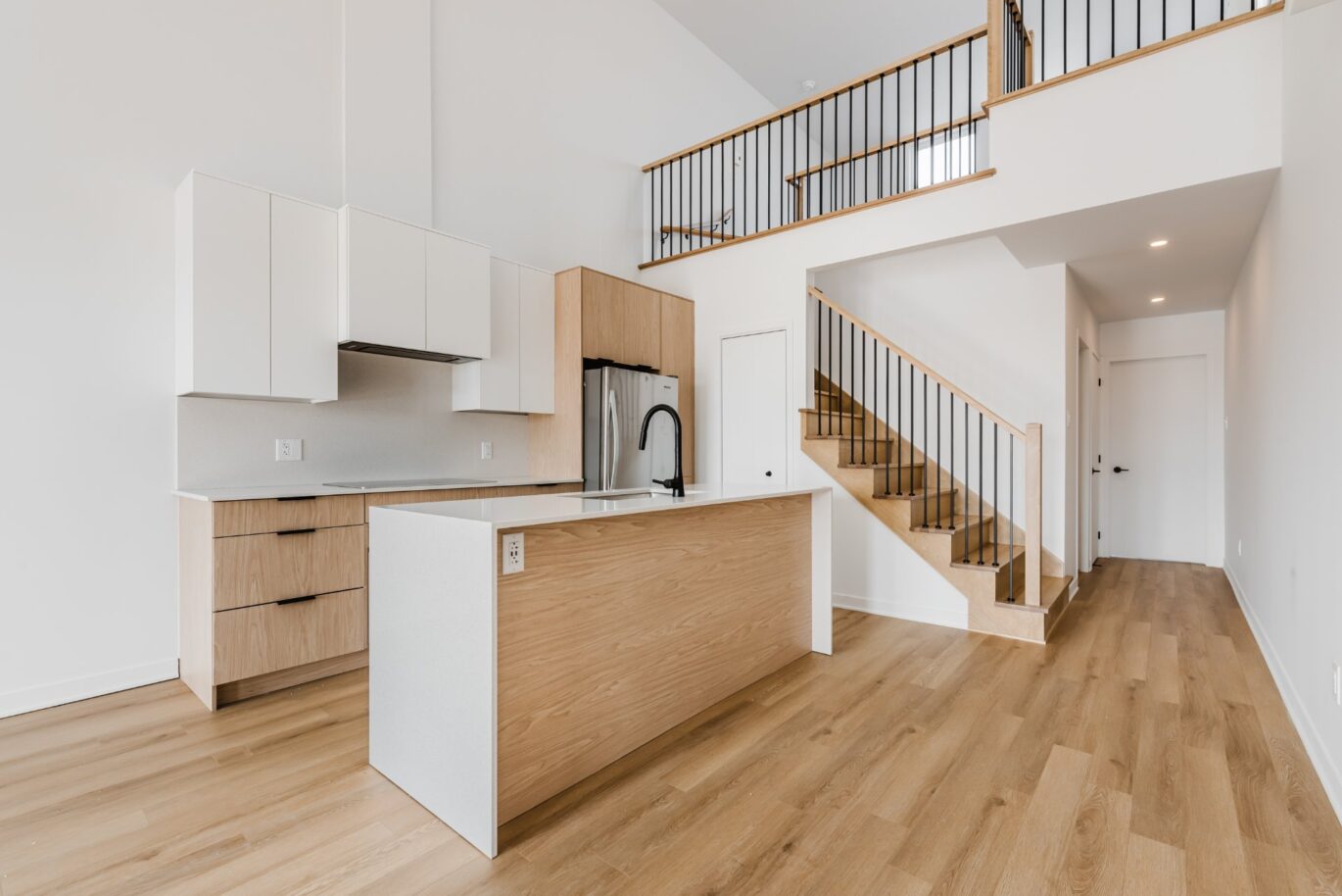 6801 Boul. De La Vérendrye #301  Montréal (Le Sud-Ouest) (Montréal)