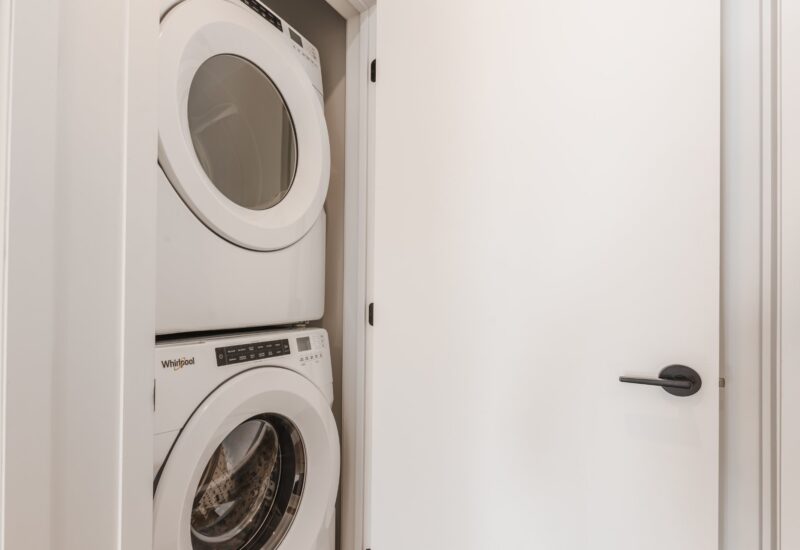 6801 Boul. De La Vérendrye #301  Montréal (Le Sud-Ouest) (Montréal)