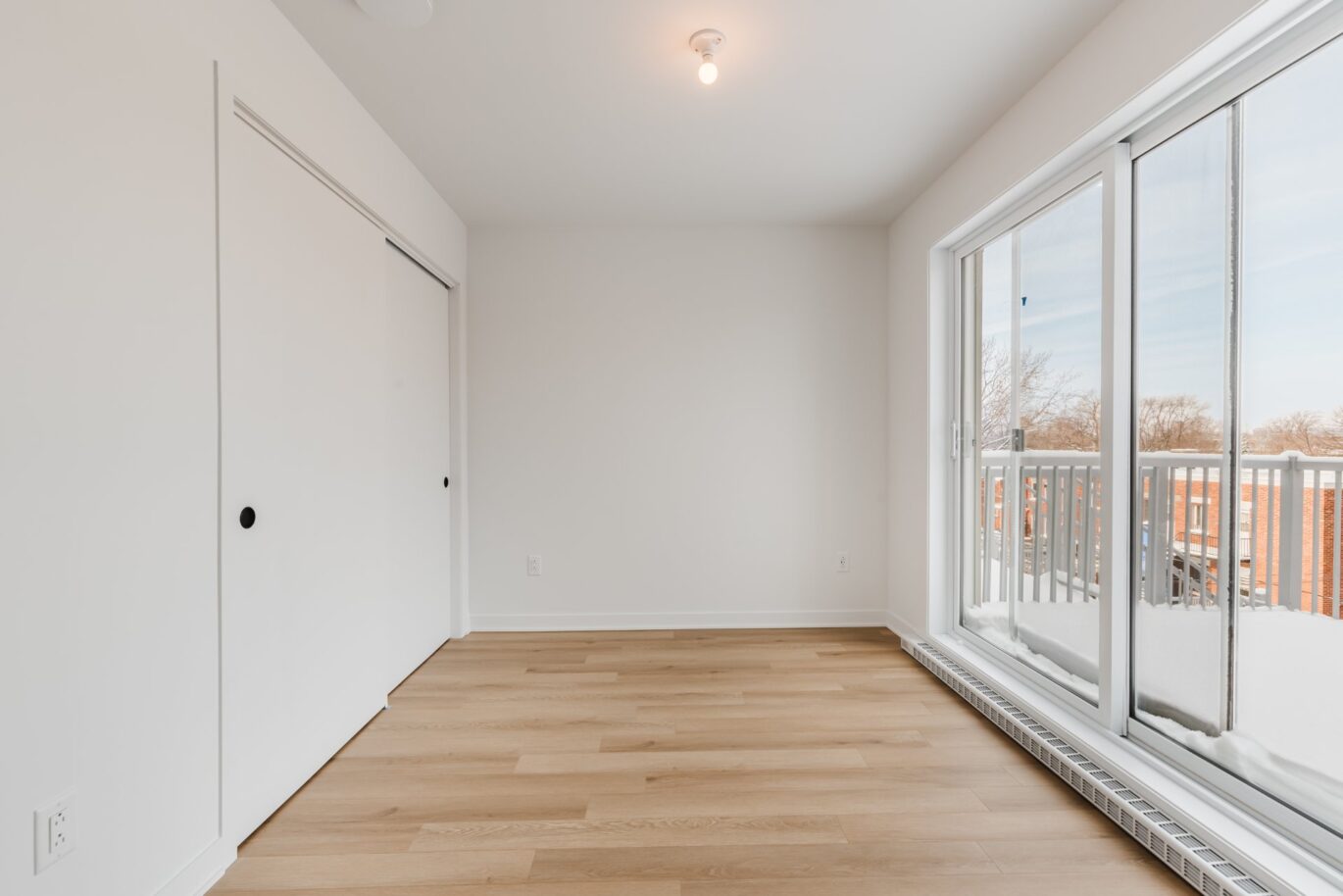 6801 Boul. De La Vérendrye #301  Montréal (Le Sud-Ouest) (Montréal)