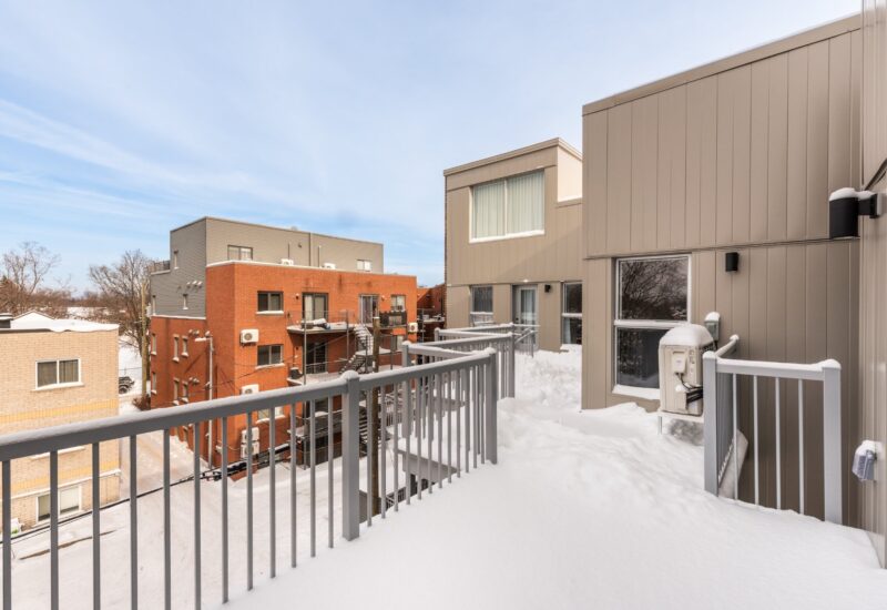 6801 Boul. De La Vérendrye #301  Montréal (Le Sud-Ouest) (Montréal)