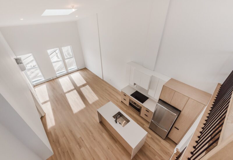 6801 Boul. De La Vérendrye #301  Montréal (Le Sud-Ouest) (Montréal)