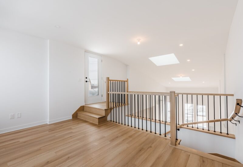 6801 Boul. De La Vérendrye #301  Montréal (Le Sud-Ouest) (Montréal)