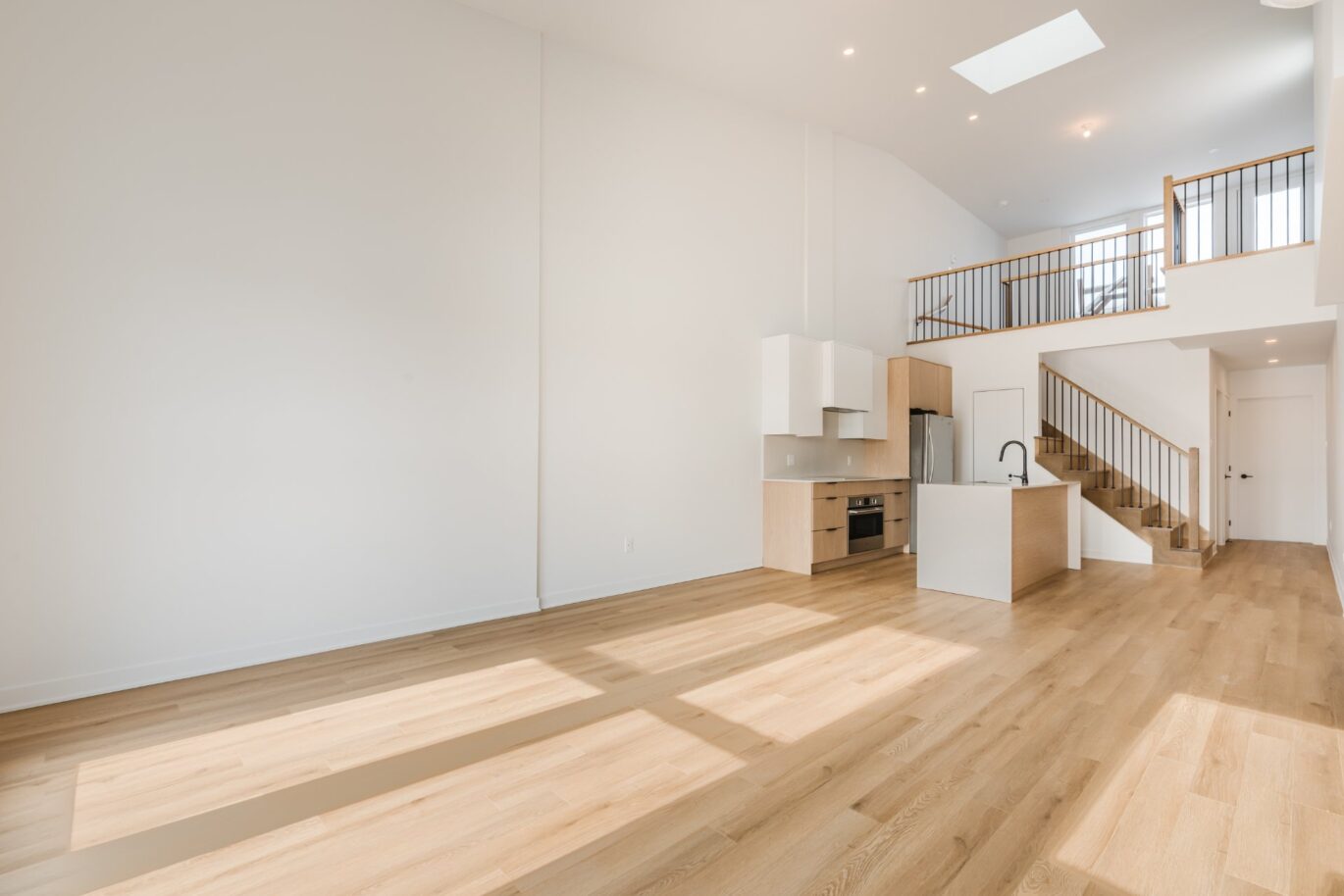 6801 Boul. De La Vérendrye #301  Montréal (Le Sud-Ouest) (Montréal)