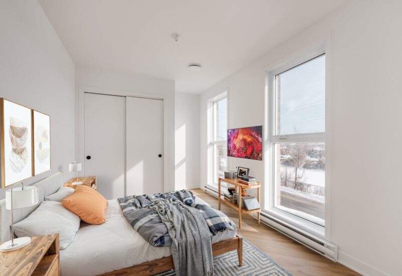 6801 Boul. De La Vérendrye #301  Montréal (Le Sud-Ouest) (Montréal)