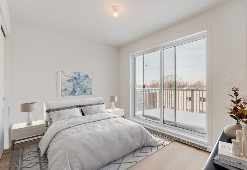 6801 Boul. De La Vérendrye #301  Montréal (Le Sud-Ouest) (Montréal)