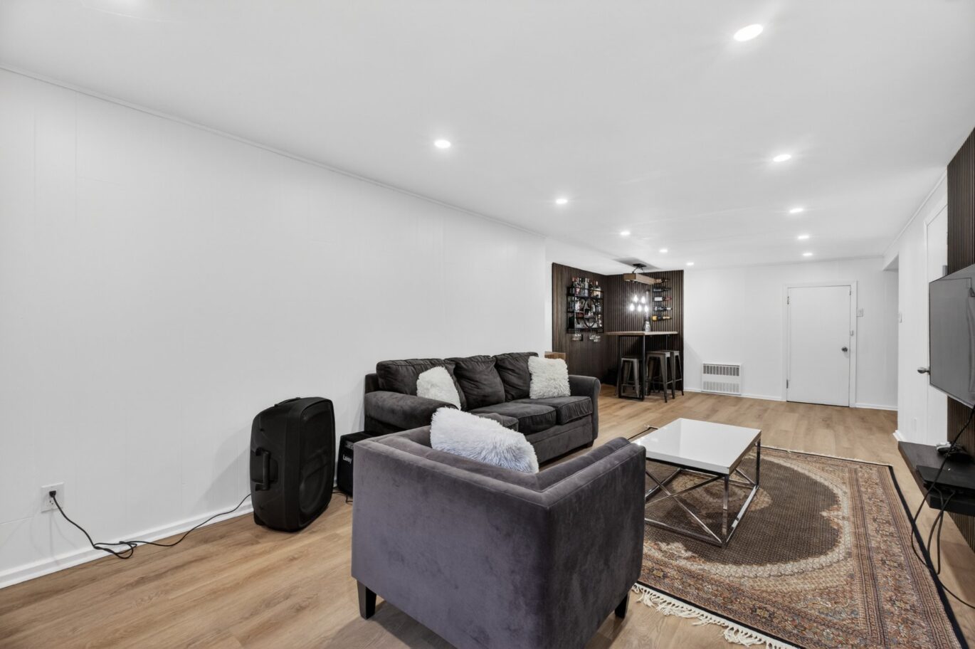 5768 Av. Davies  Côte-Saint-Luc (Montréal)