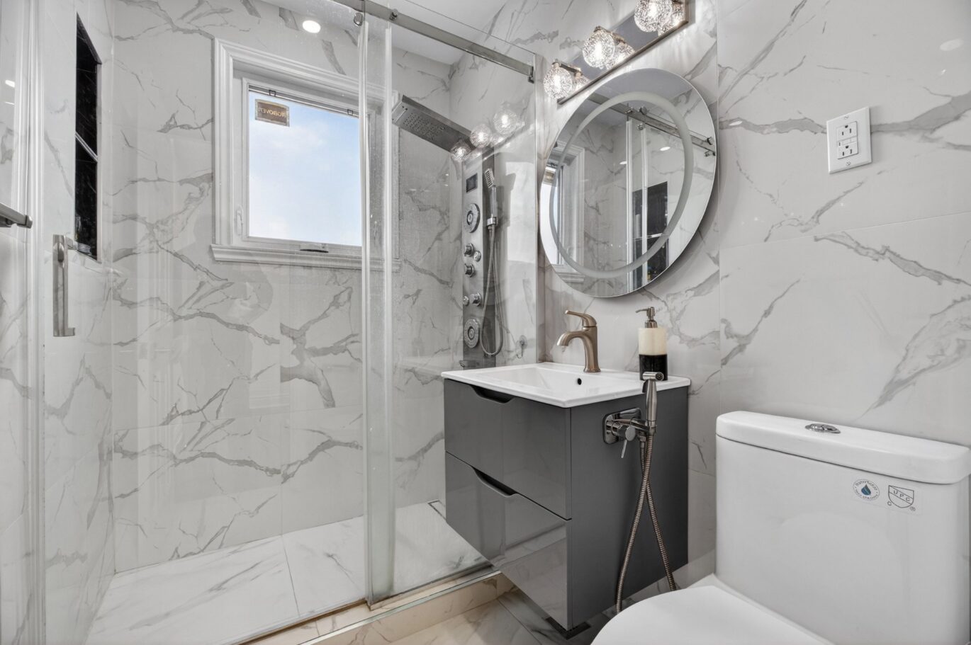 5768 Av. Davies  Côte-Saint-Luc (Montréal)