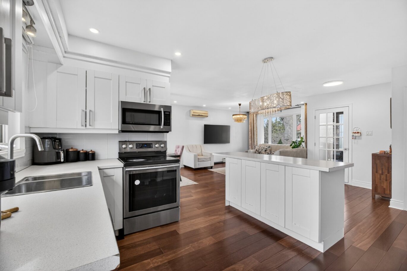 5768 Av. Davies  Côte-Saint-Luc (Montréal)