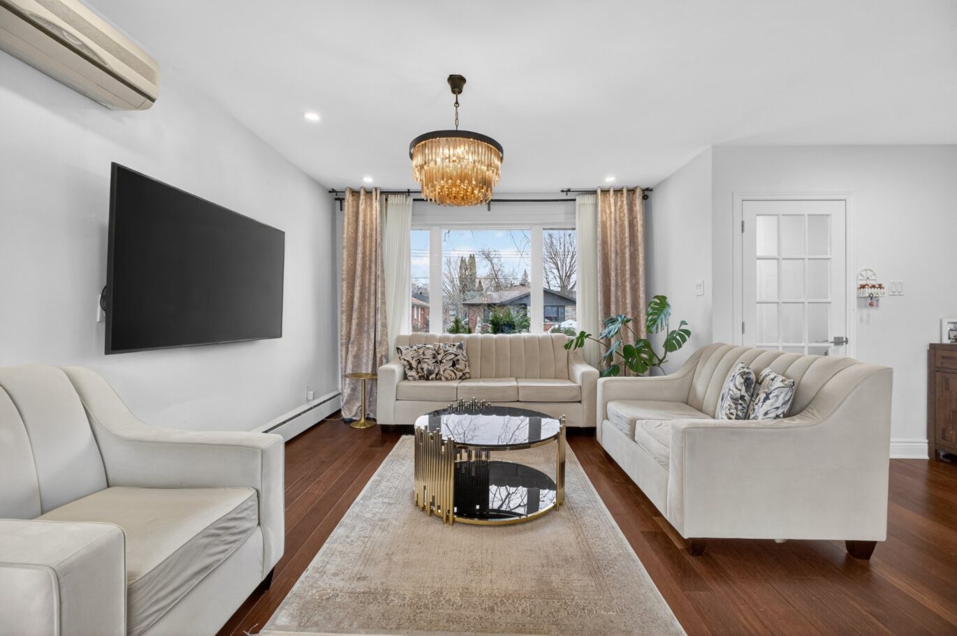 5768 Av. Davies  Côte-Saint-Luc (Montréal)