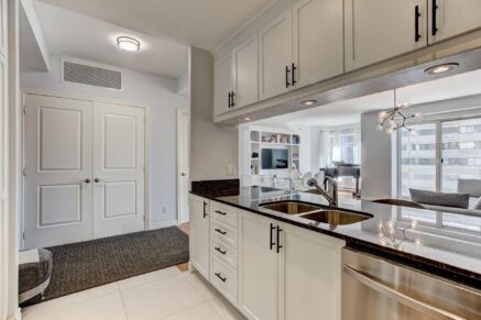 6803 Rue Abraham-De Sola #403  Côte-Saint-Luc (Montréal)