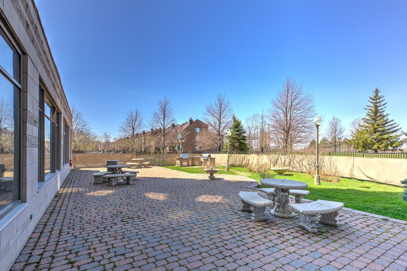 6803 Rue Abraham-De Sola #403  Côte-Saint-Luc (Montréal)