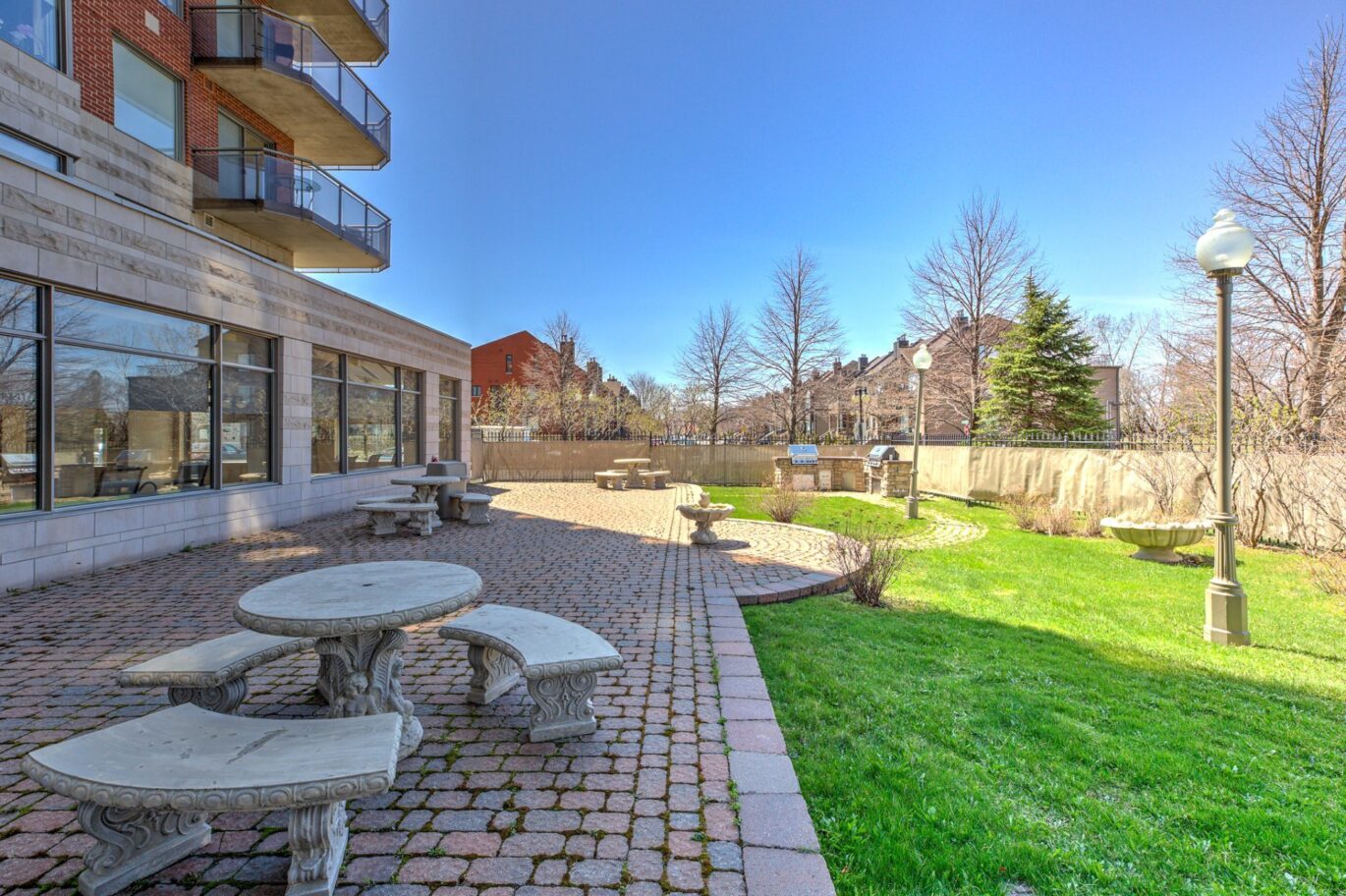 6803 Rue Abraham-De Sola #403  Côte-Saint-Luc (Montréal)