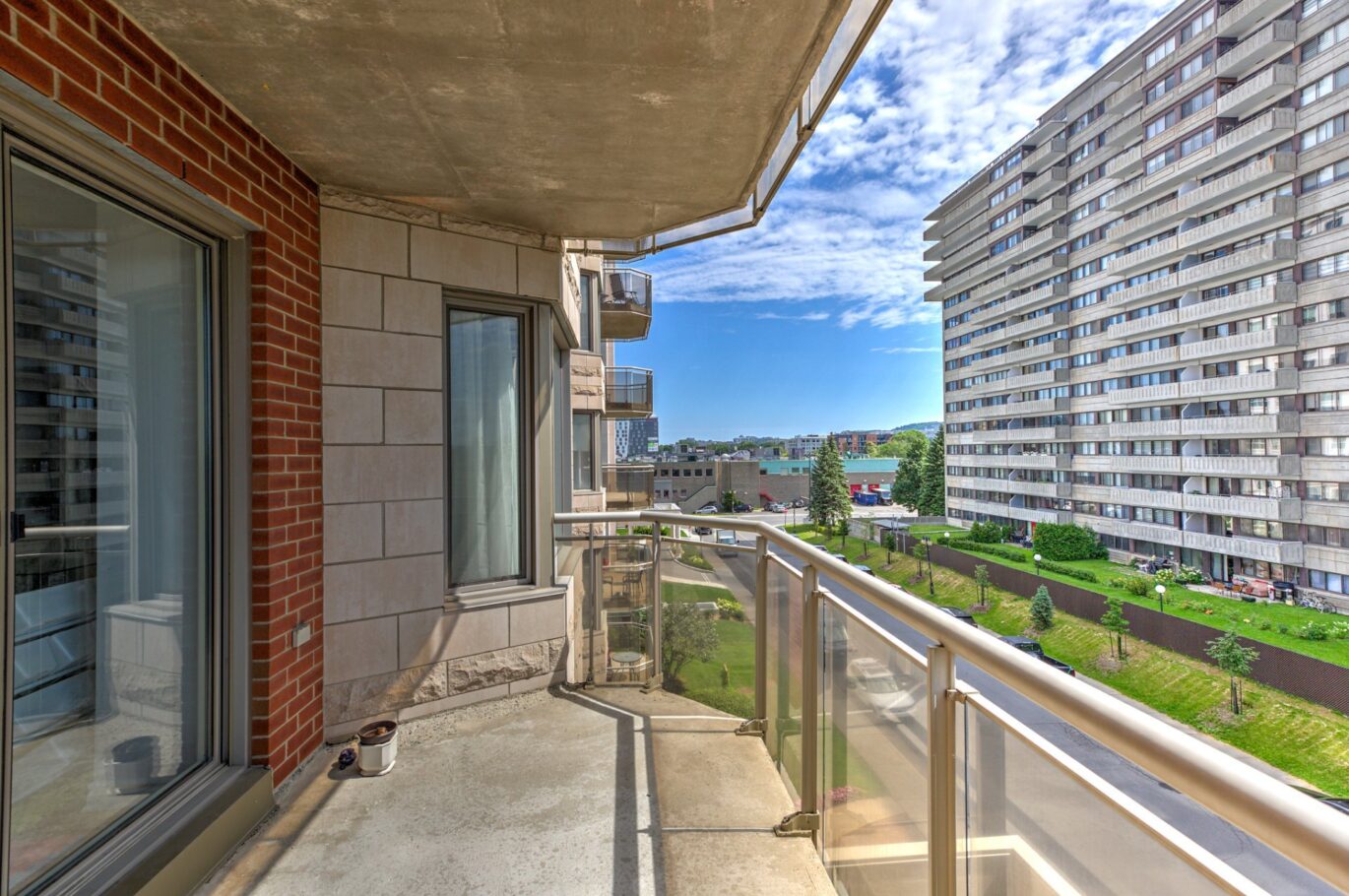 6803 Rue Abraham-De Sola #403  Côte-Saint-Luc (Montréal)