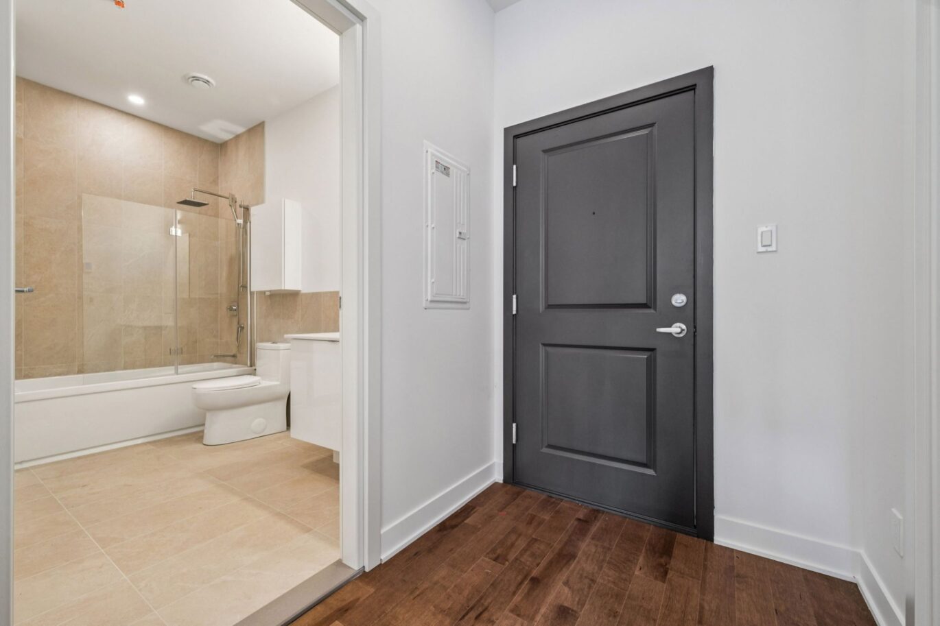 285 Av. Laurier E. #103  Montréal (Le Plateau-Mont-Royal) (Montréal)