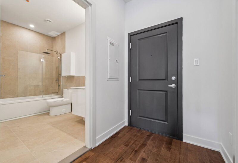 285 Av. Laurier E. #103  Montréal (Le Plateau-Mont-Royal) (Montréal)