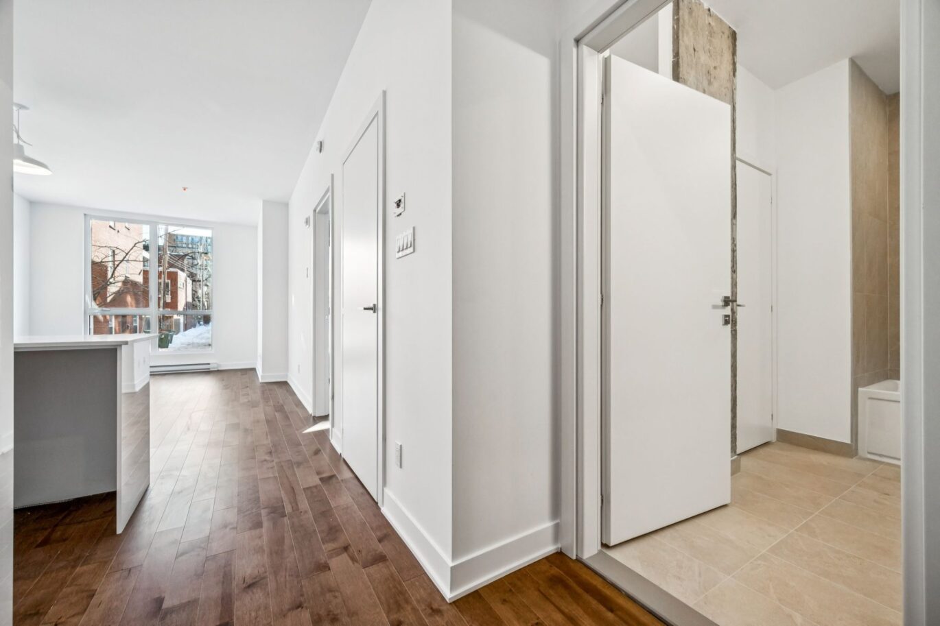 285 Av. Laurier E. #103  Montréal (Le Plateau-Mont-Royal) (Montréal)