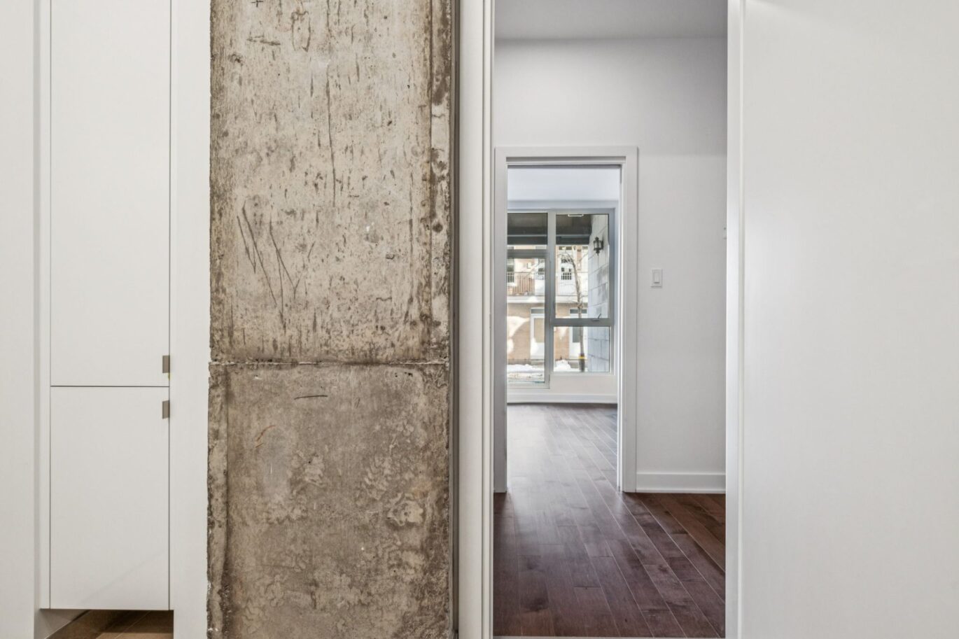 285 Av. Laurier E. #103  Montréal (Le Plateau-Mont-Royal) (Montréal)